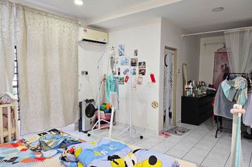 Sungai Long 2 Storey Semi D House For Sale
