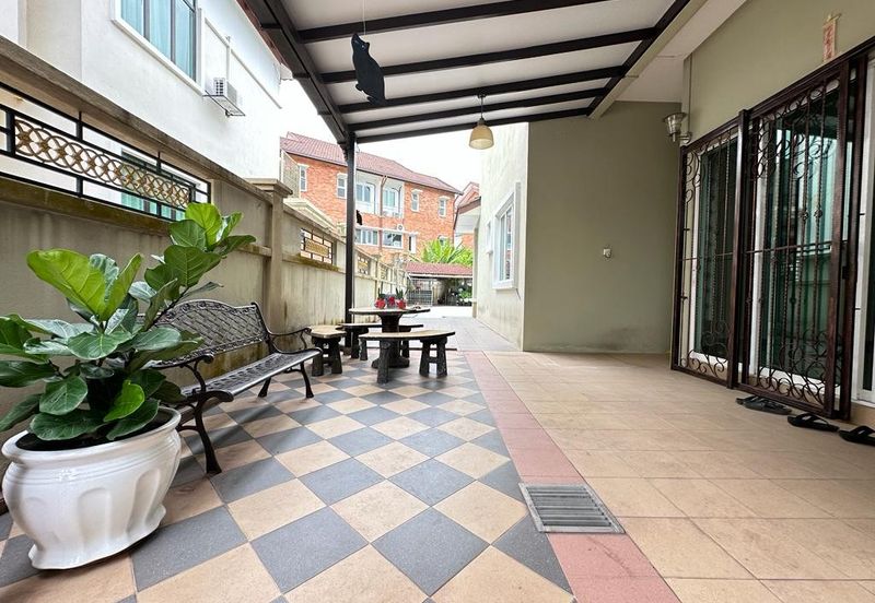 SL 3, Bandar Sungai Long