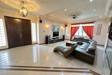 SL 3, Bandar Sungai Long