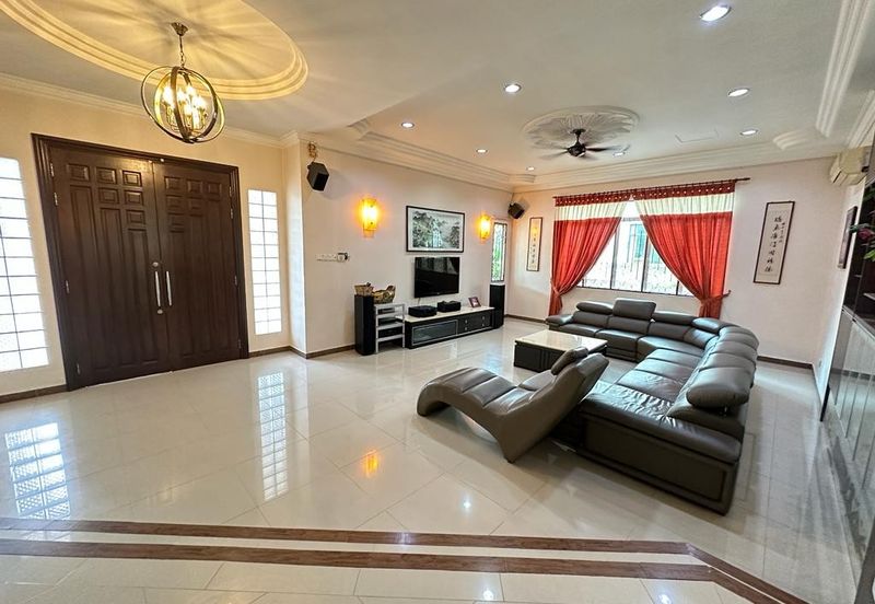 SL 3, Bandar Sungai Long