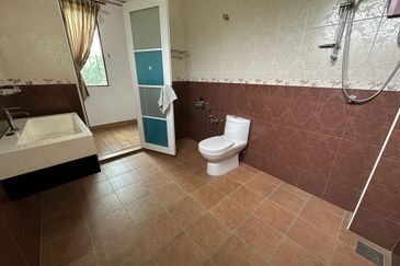 SL 3, Bandar Sungai Long