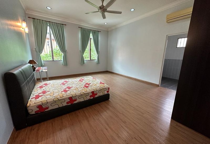 SL 3, Bandar Sungai Long