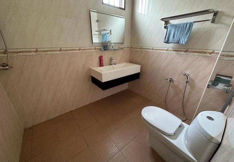 SL 3, Bandar Sungai Long