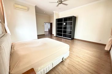 SL 3, Bandar Sungai Long