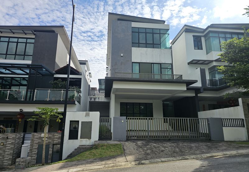 Wira Heights, Bandar Sungai Long