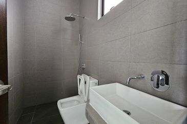 Wira Heights, Bandar Sungai Long