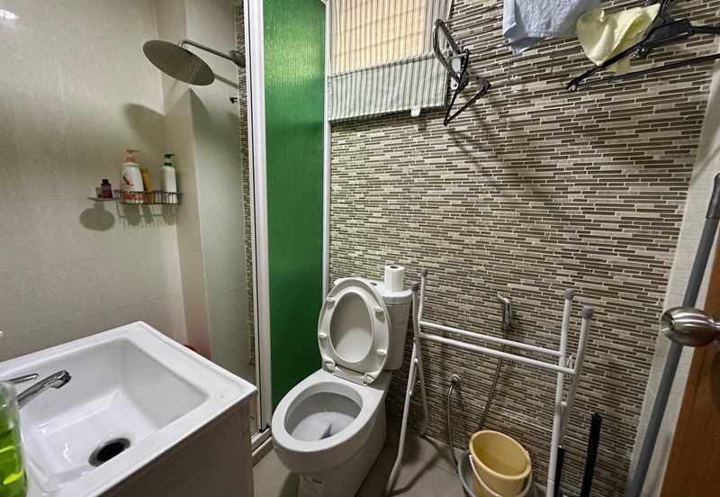 CHEAP 2 Storey CORNER Terrace at SL7, Sungai Long with full renovation