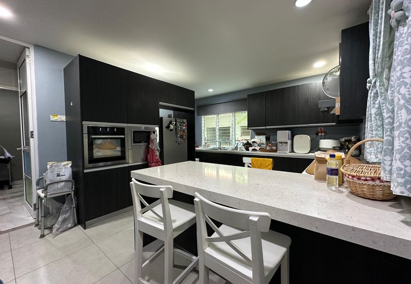 CHEAP 2 Storey CORNER Terrace at SL7, Sungai Long with full renovation