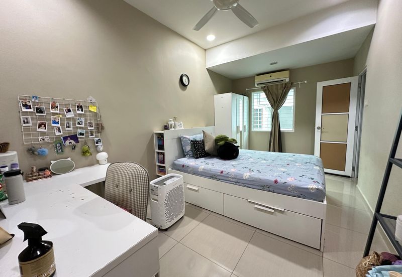 CHEAP 2 Storey CORNER Terrace at SL7, Sungai Long with full renovation