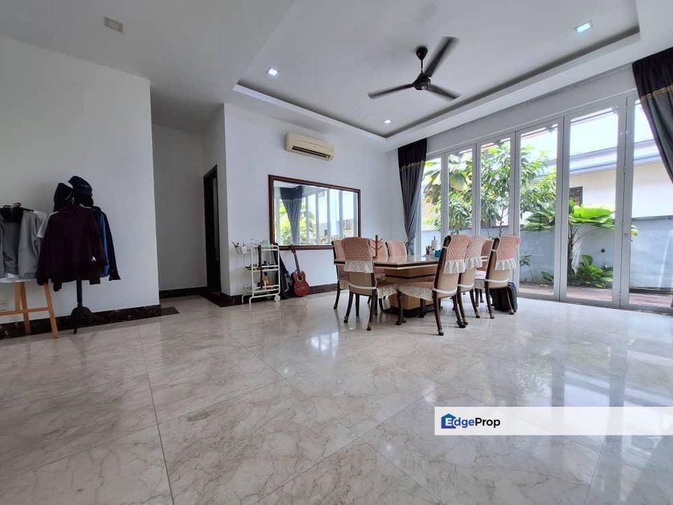 Taman Equine Seri Kembangan 2 Storey Bungalow For Sale, Selangor, Seri Kembangan