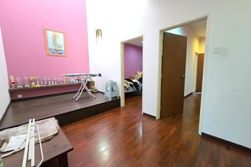 CHEAP 2 sty Superlink Terrace at Bukit Sungai Long 