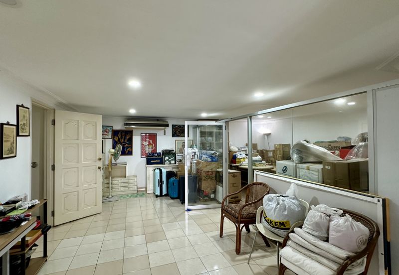 CHEAP 2 Storey Bungalow at Bangsar for sale