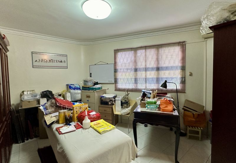 CHEAP 2 Storey Bungalow at Bangsar for sale