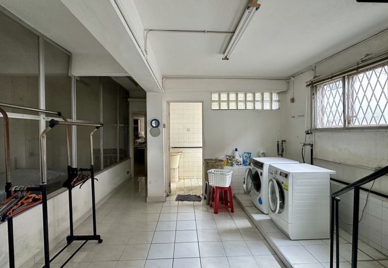 CHEAP 2 Storey Bungalow at Bangsar for sale