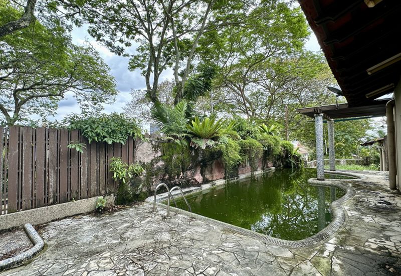 CHEAP 2 Storey Bungalow House at Bangsar for sale