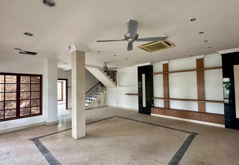 CHEAP 2 Storey Bungalow House at Bangsar for sale