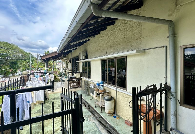 CHEAP 1 storey Semi D at Bangsar for sale