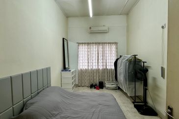 CHEAP 1 storey Semi D at Bangsar for sale