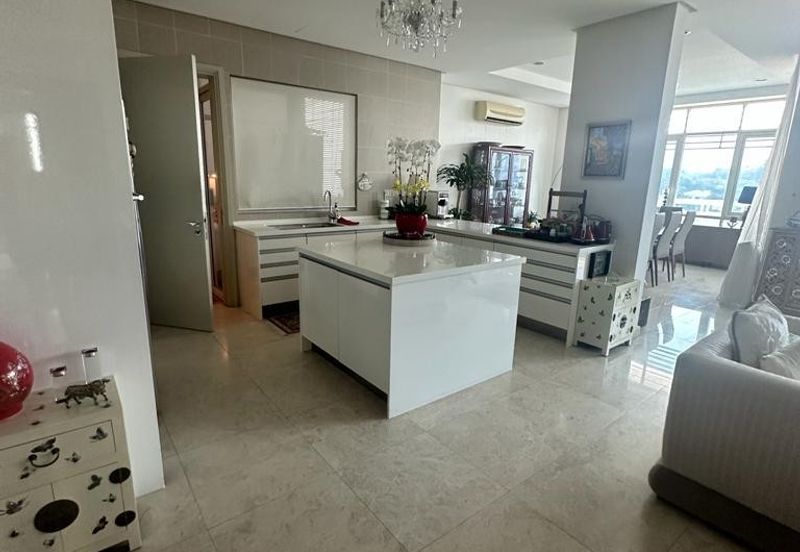 Kenny Hills Residence