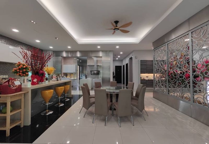 CHEAP 2 storey Bungalow at Bukit Sungai Long