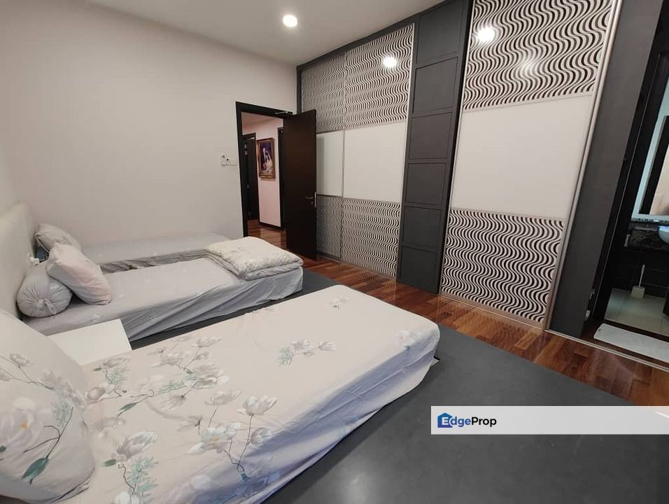 CHEAP 2 storey Bungalow at Bukit Sungai Long, Selangor, Bandar Sungai Long