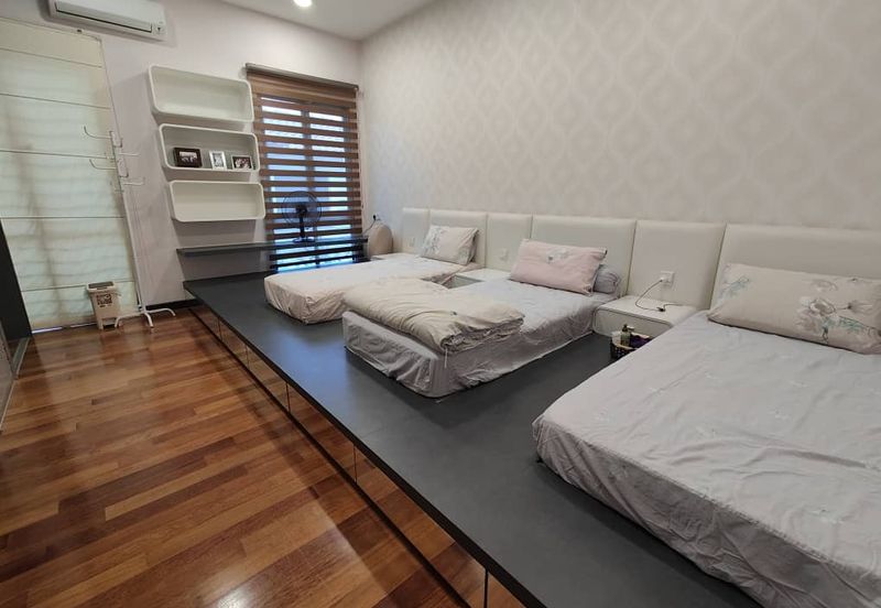 CHEAP 2 storey Bungalow at Bukit Sungai Long