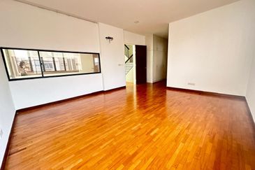 CHEAP 2.5 Sty Semi D at Twin Palm, Sungai Long 