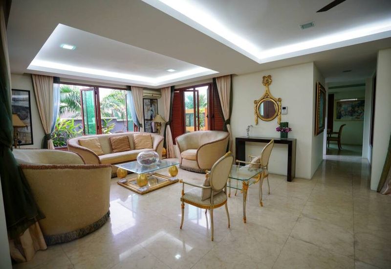 CHEAP 3.5 Sty Corner Link Bungalow in Ara Bangsar