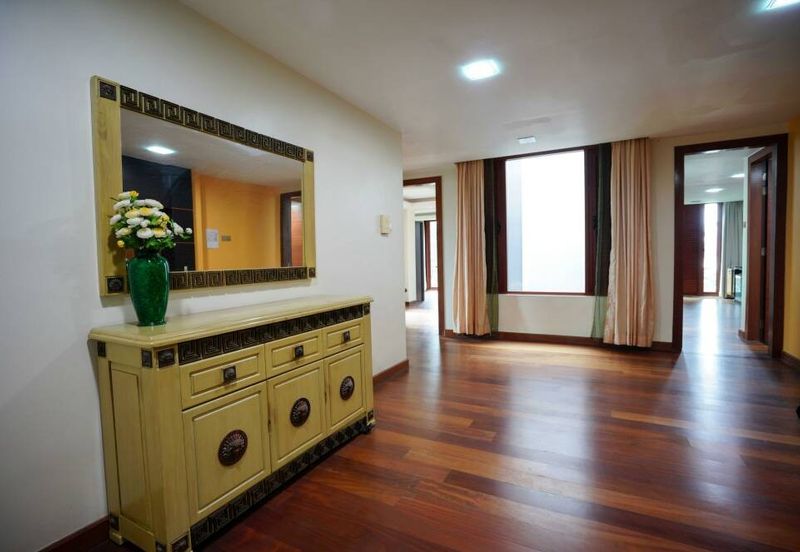 CHEAP 3.5 Sty Corner Link Bungalow in Ara Bangsar