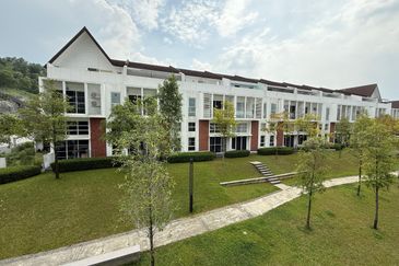 Residensi Emerald Damai (Emerald Hills)