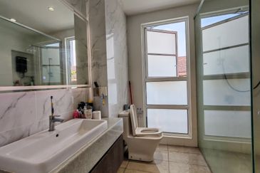 Residensi Emerald Damai (Emerald Hills)