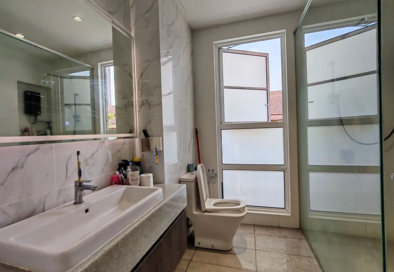 Residensi Emerald Damai (Emerald Hills) *