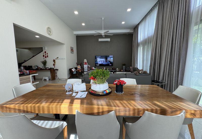 Bukit Mandarina Damai