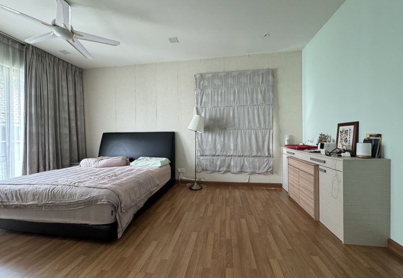 Bukit Mandarina Damai