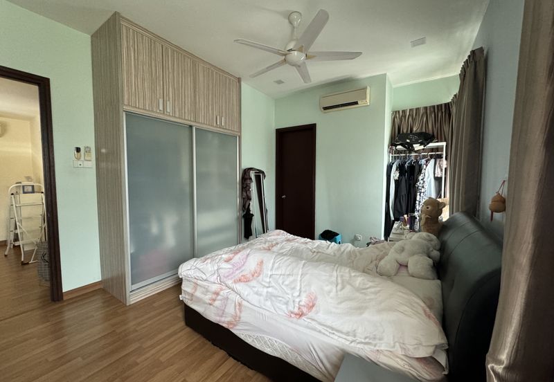 Bukit Mandarina Damai