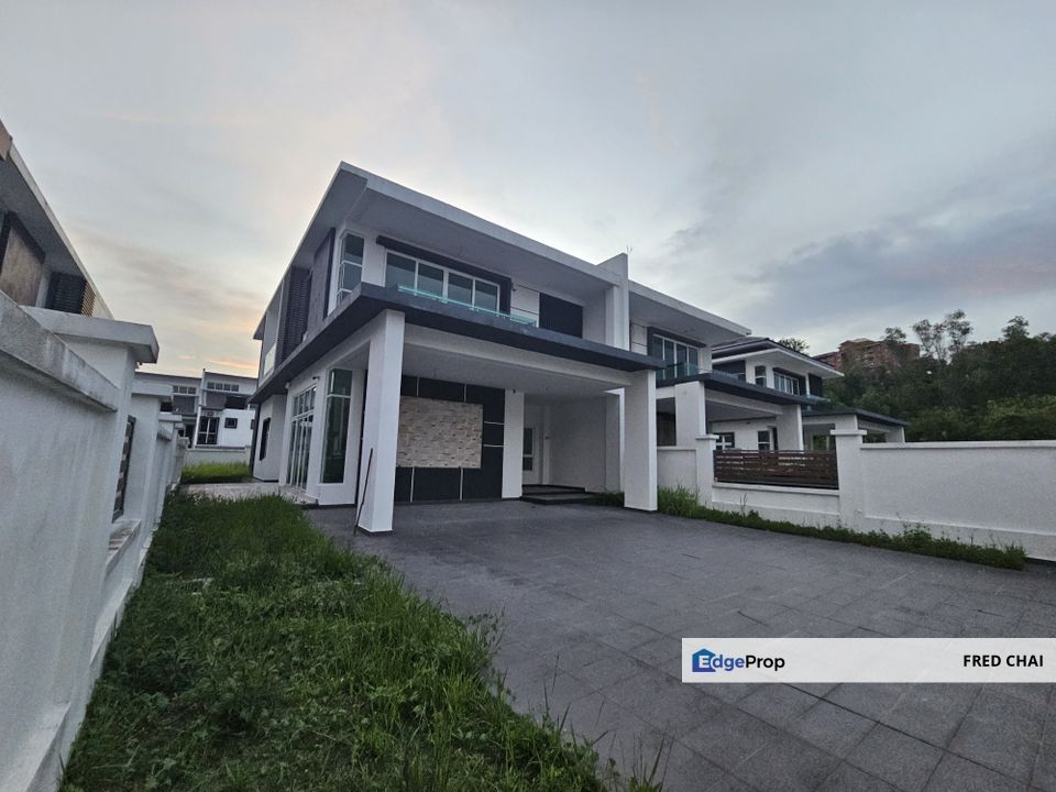 Wira Heights Double Storey Semi Detached House For Sale, Selangor, Kajang