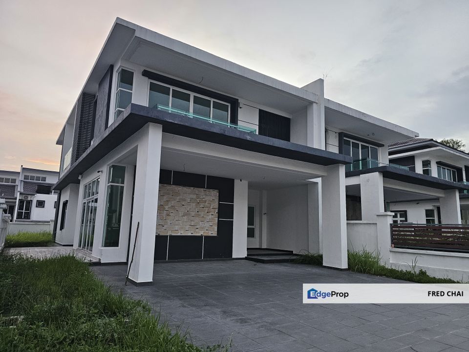 Wira Heights Double Storey Semi Detached House For Sale, Selangor, Kajang