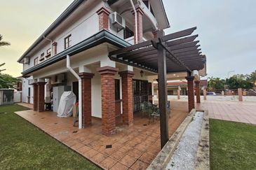 Bandar Tun Hussein Onn