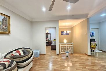 Bandar Tun Hussein Onn