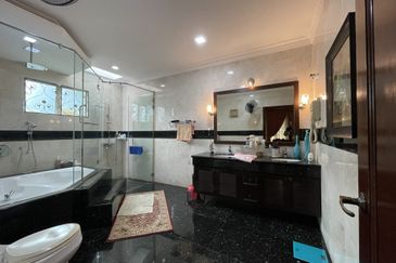 Bukit Suria Garden Village