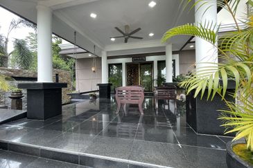 Bukit Suria Garden Village