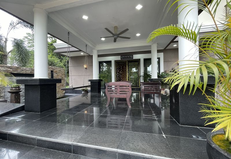 Bukit Suria Garden Village