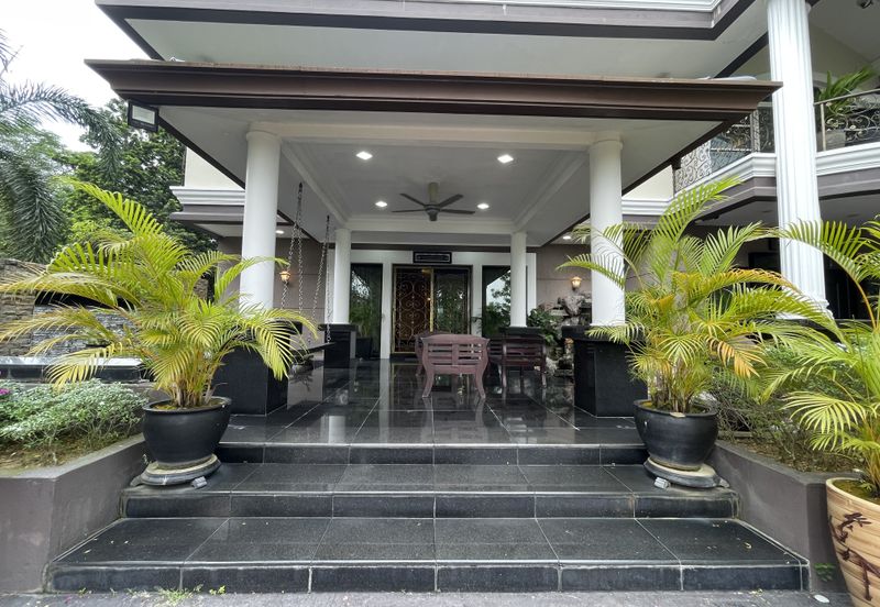 Bukit Suria Garden Village