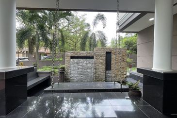 Bukit Suria Garden Village