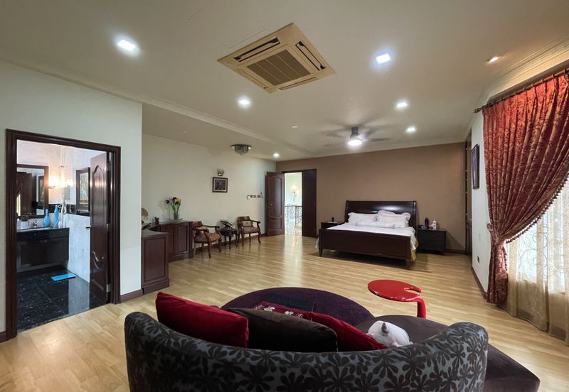 Bukit Suria Garden Village