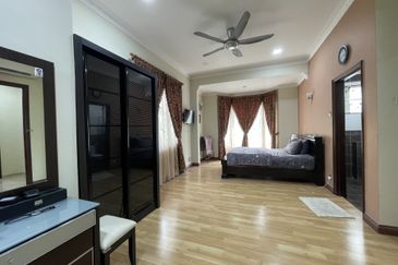 Bukit Suria Garden Village