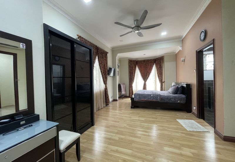 Bukit Suria Garden Village