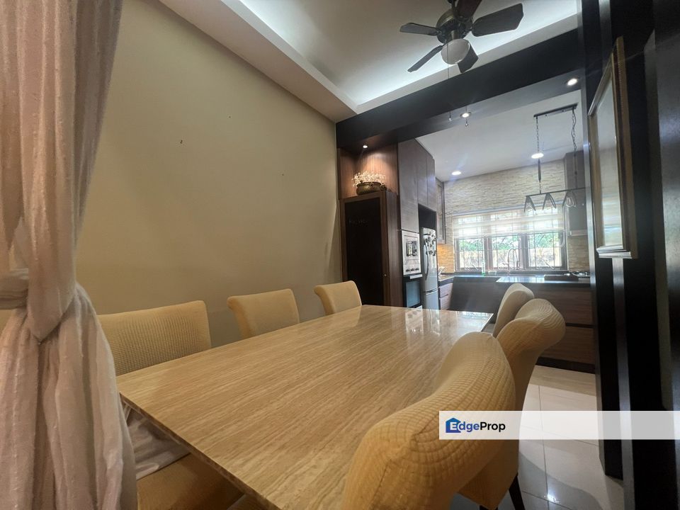 CHEAP Cheras Selatan Venture Heights 3 storey house for sale, Selangor, Cheras South
