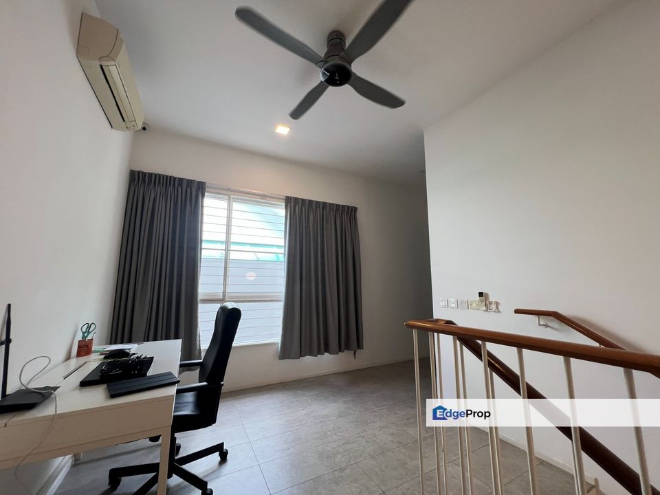 CHEAP Senja Residence Series Kembangan 3 storey Superlink house for sale, Selangor, Seri Kembangan