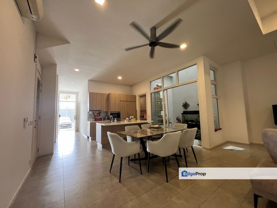 CHEAP Senja Residence Series Kembangan 3 storey Superlink house for sale, Selangor, Seri Kembangan